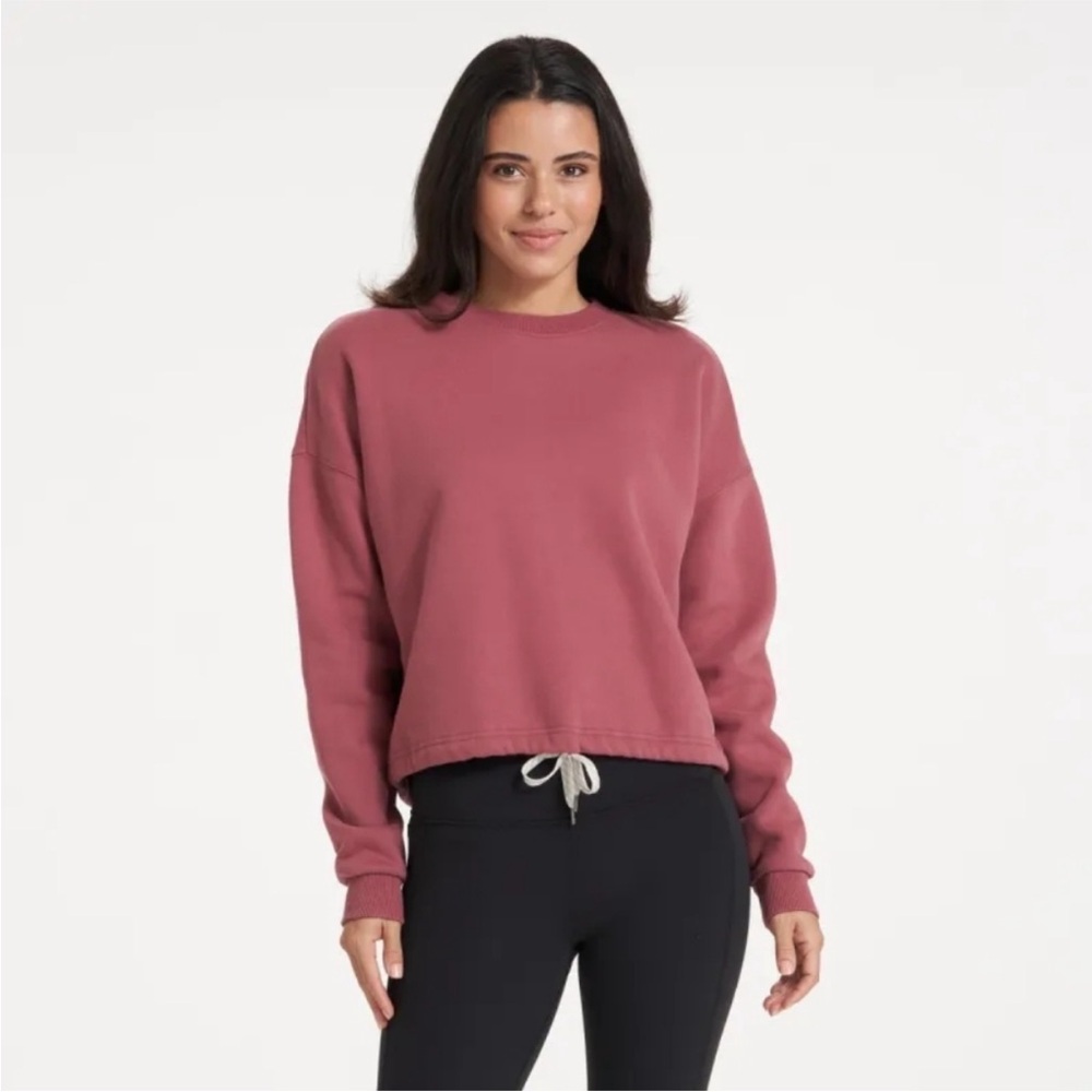 Vuori Restore Crop Crew Sweatshirt in Desert Rose (Mauve Pink)